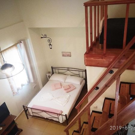 Deili Studio Loft Kalamata Dış mekan fotoğraf